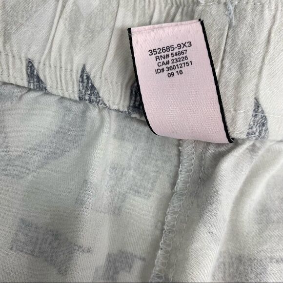 Victoria's Secret Aztec Dreamer Pajamas Large - Picture 11 of 11